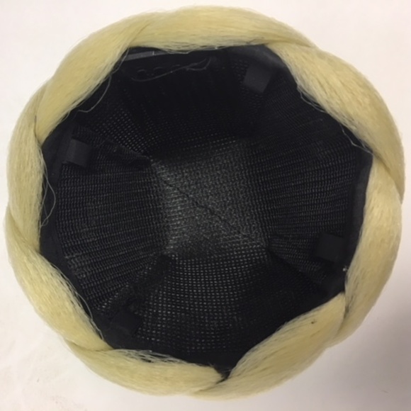 Blond Clip in Bun - Picture 3 of 3